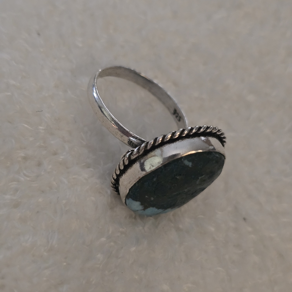 Turquoise Stone Silver Ring - Picture 5 of 9